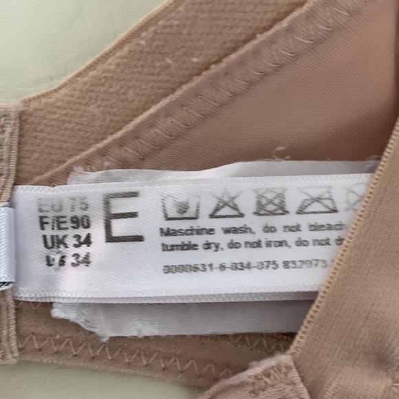 FELINA nude full cup bra with dot patterns. 34 E - Picture 8 of 8